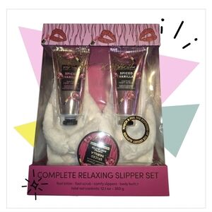 Betsey Johnson Pink Relaxing Slipper Set Spiced Vanilla Scent